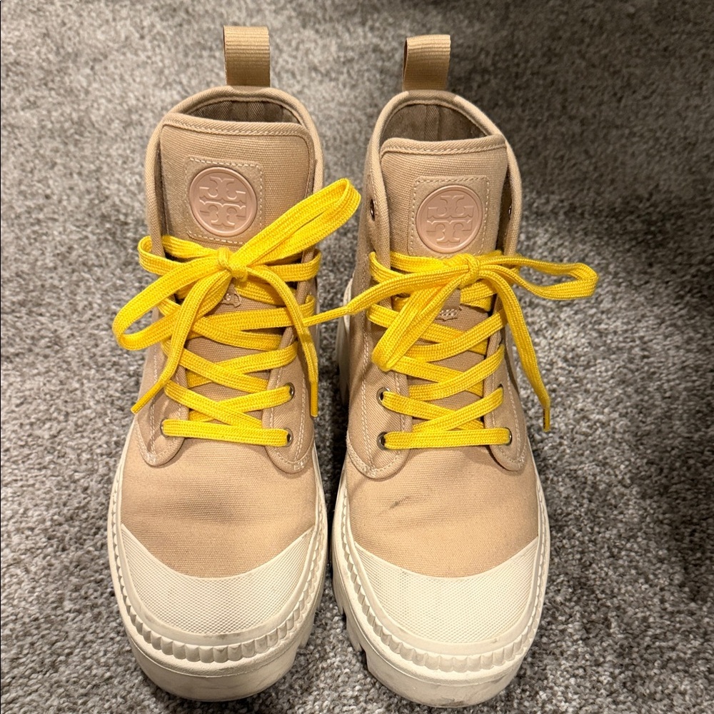 Tory Burch Beige camp sneaker boot with Yellow Laces